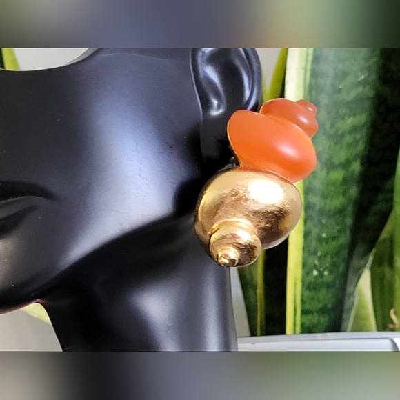 Vintage Designer-Orange and Gold Conch Earrings, by Christian Dior-2 " L X 1-1/4 - Picture 9 of 16